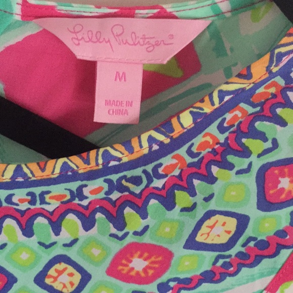 Lilly Pulitzer silk sleeveless shell top. 😊 M - Picture 2 of 4